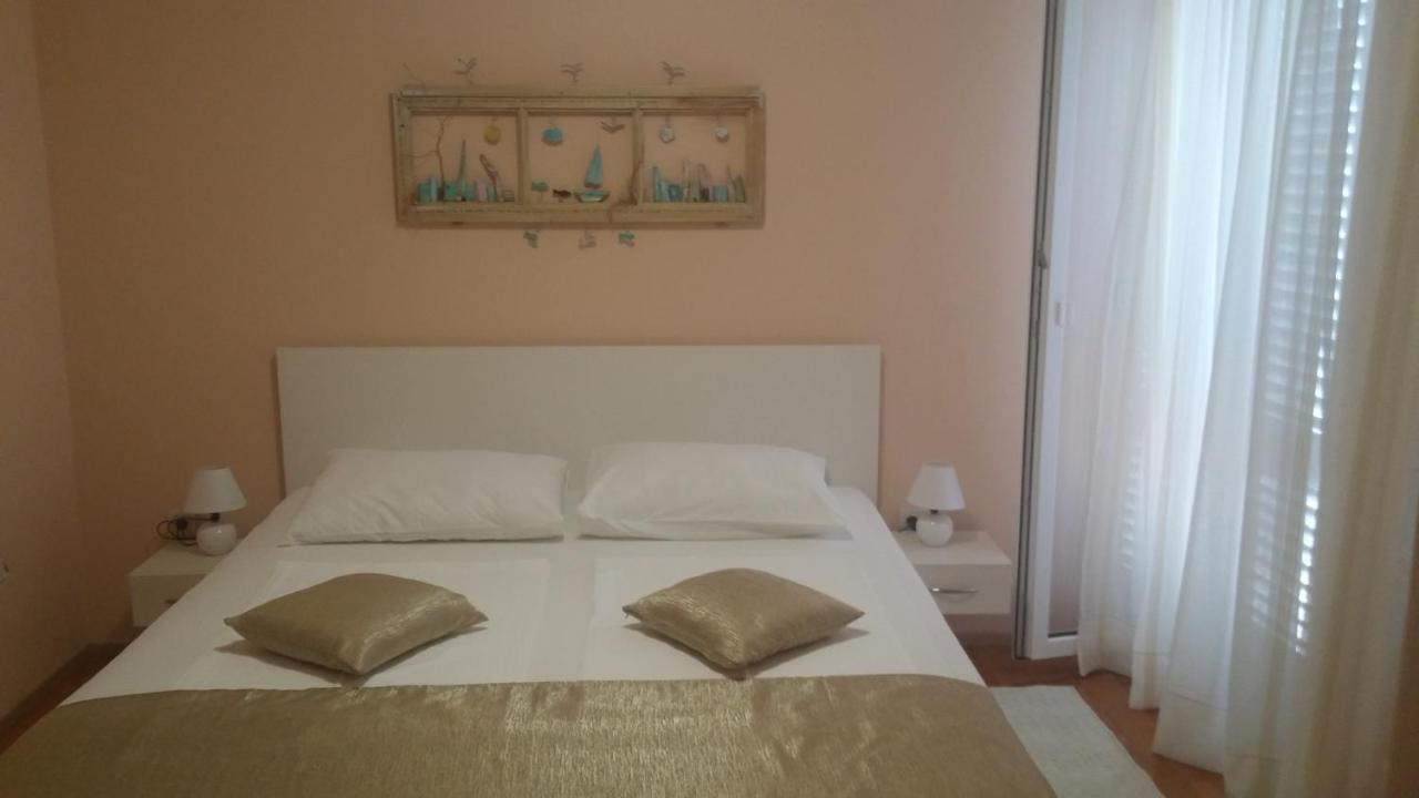 Rooms Vukusic Rab Town Szoba fotó